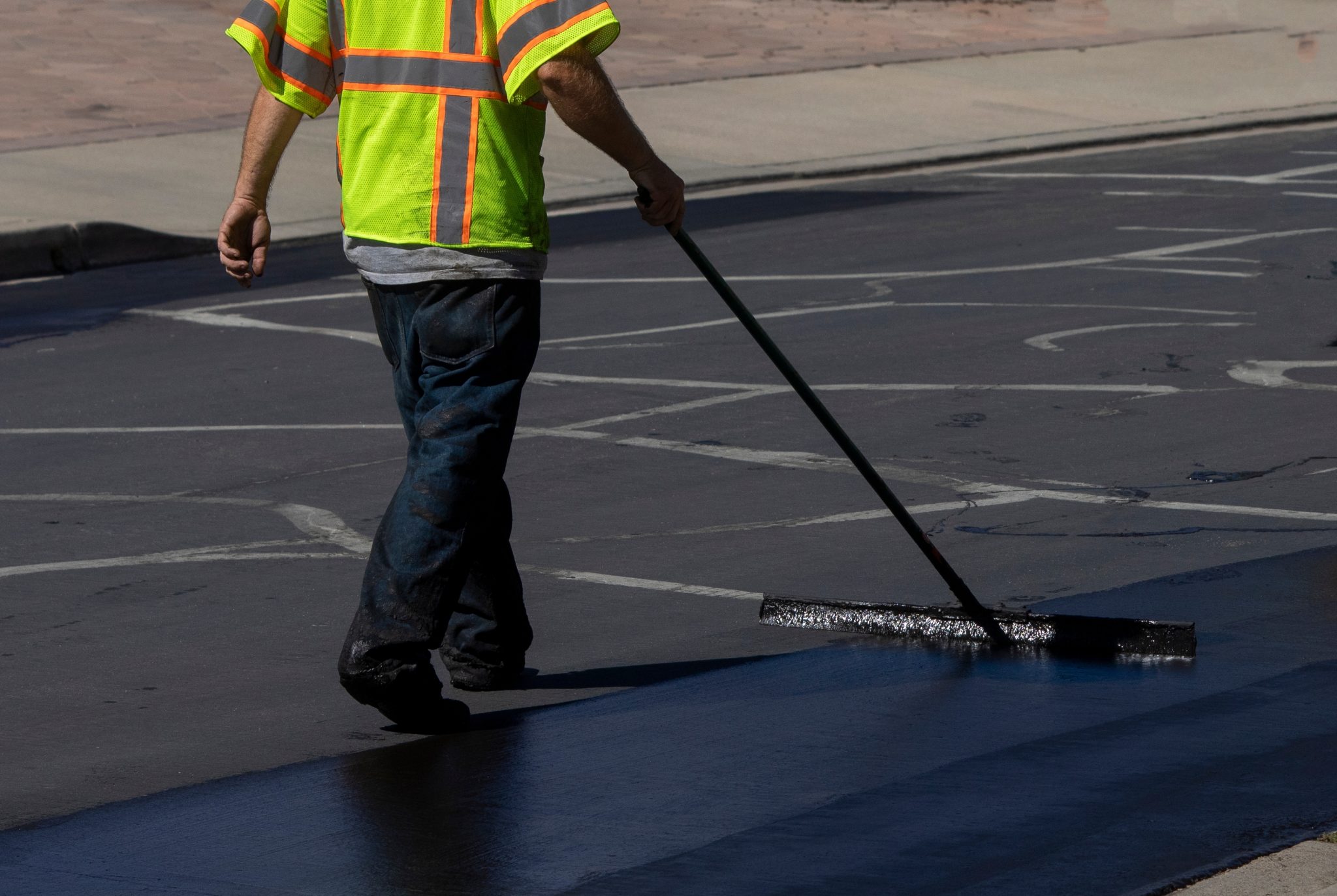 How Often Does Asphalt Need a Fresh Sealcoat in Oregon?
